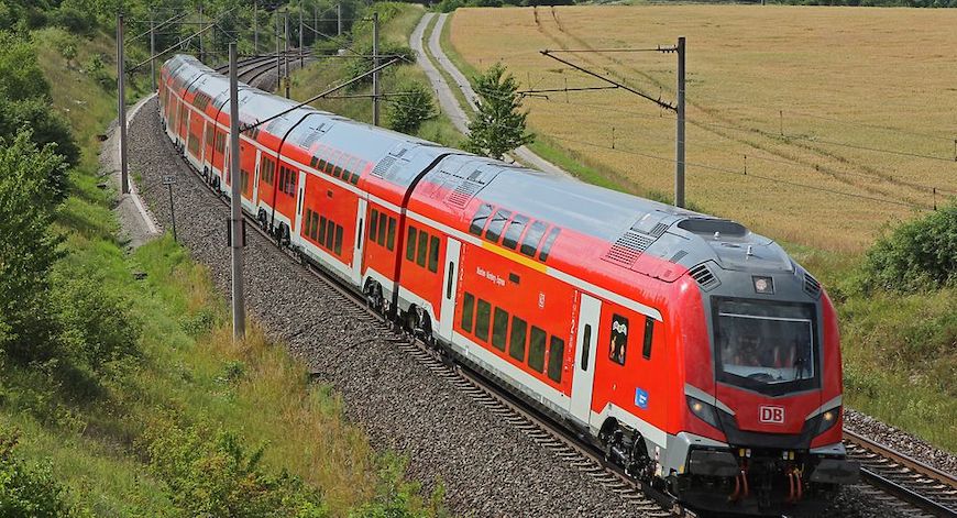 Bahn 6