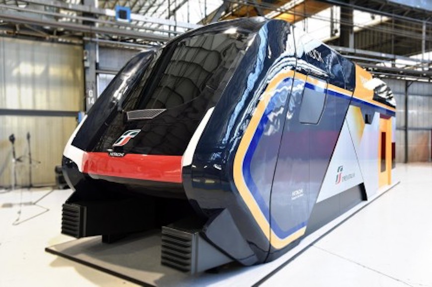 Hitachi%20rail